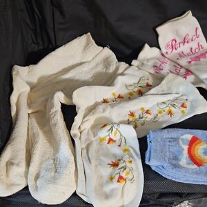 Lei White and Blue Socks with Colorful Embroidery